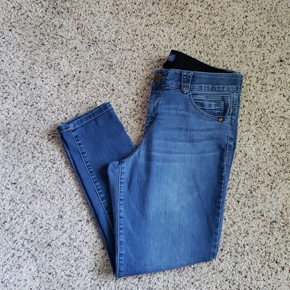 Democracy skinny ankle